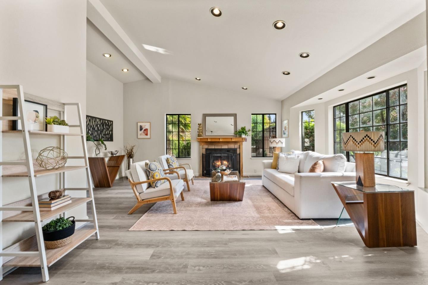 Detail Gallery Image 10 of 58 For 847 Wren Dr, San Jose,  CA 95125 - 3 Beds | 2 Baths