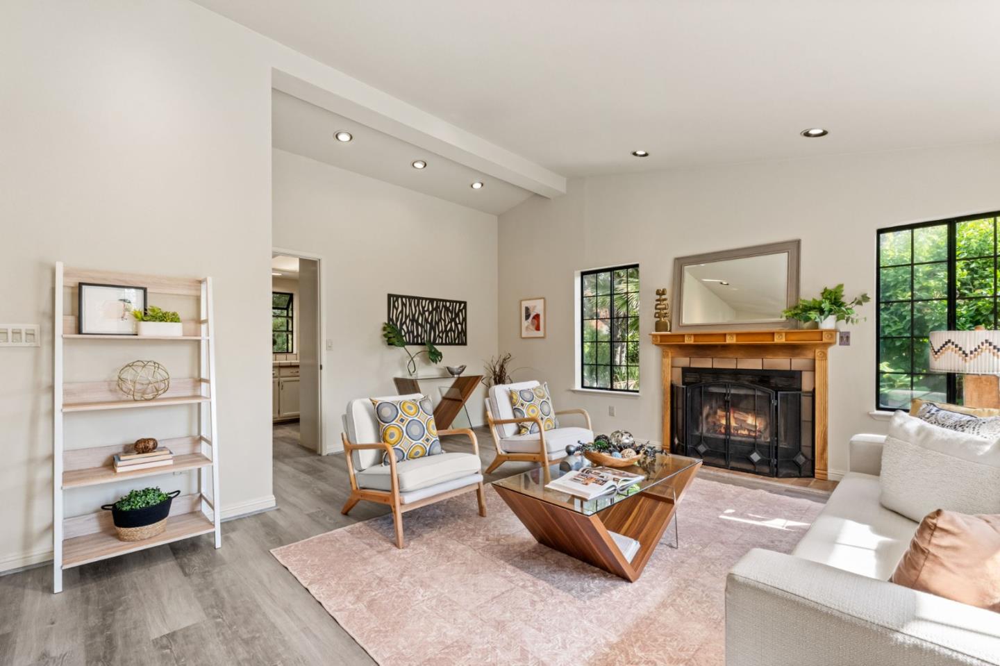 Detail Gallery Image 12 of 58 For 847 Wren Dr, San Jose,  CA 95125 - 3 Beds | 2 Baths