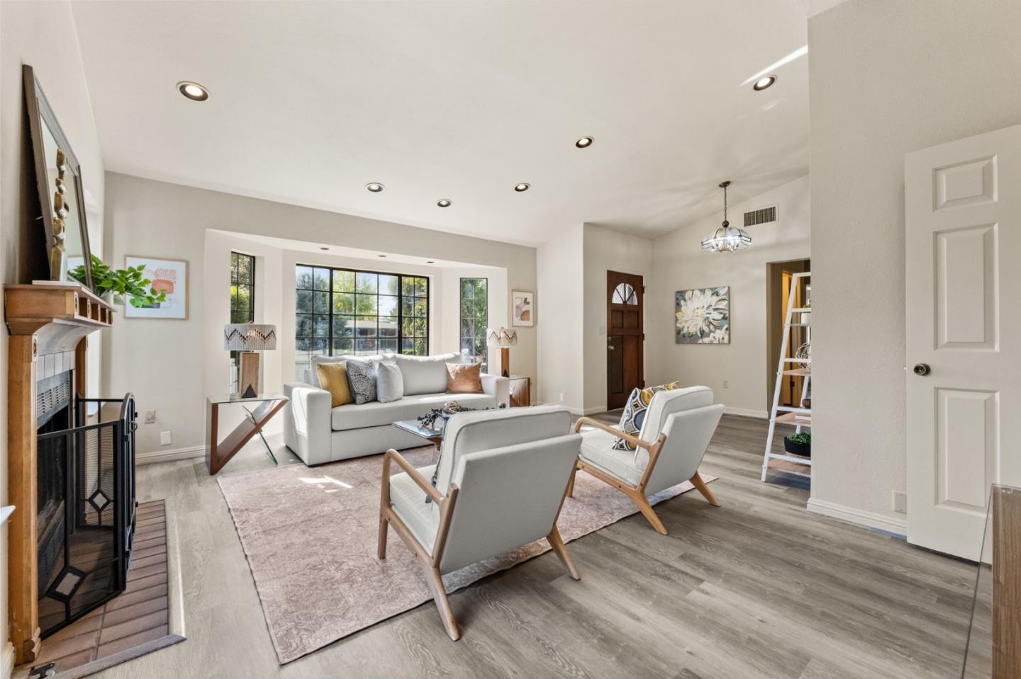 Detail Gallery Image 18 of 58 For 847 Wren Dr, San Jose,  CA 95125 - 3 Beds | 2 Baths