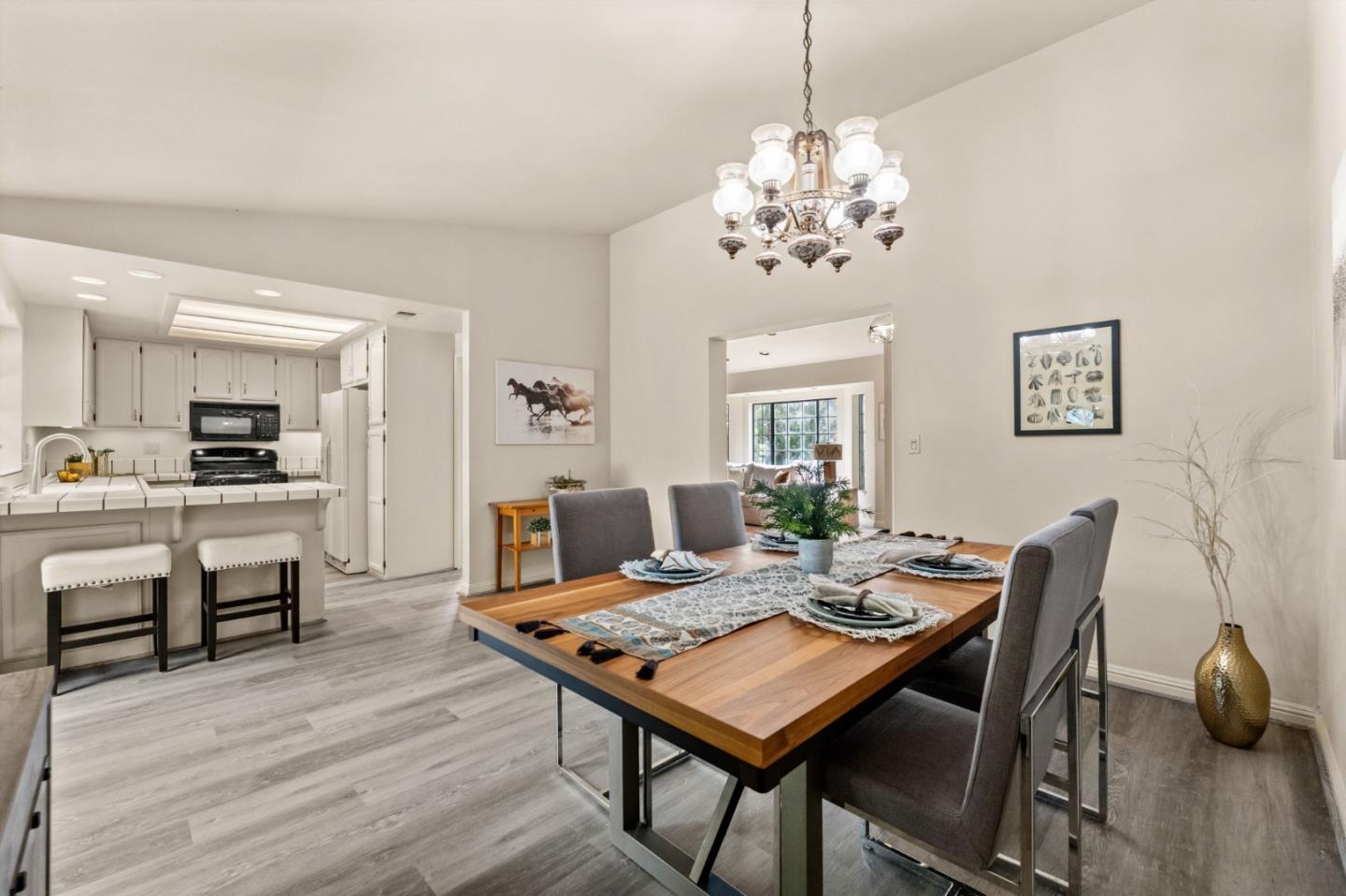 Detail Gallery Image 25 of 58 For 847 Wren Dr, San Jose,  CA 95125 - 3 Beds | 2 Baths