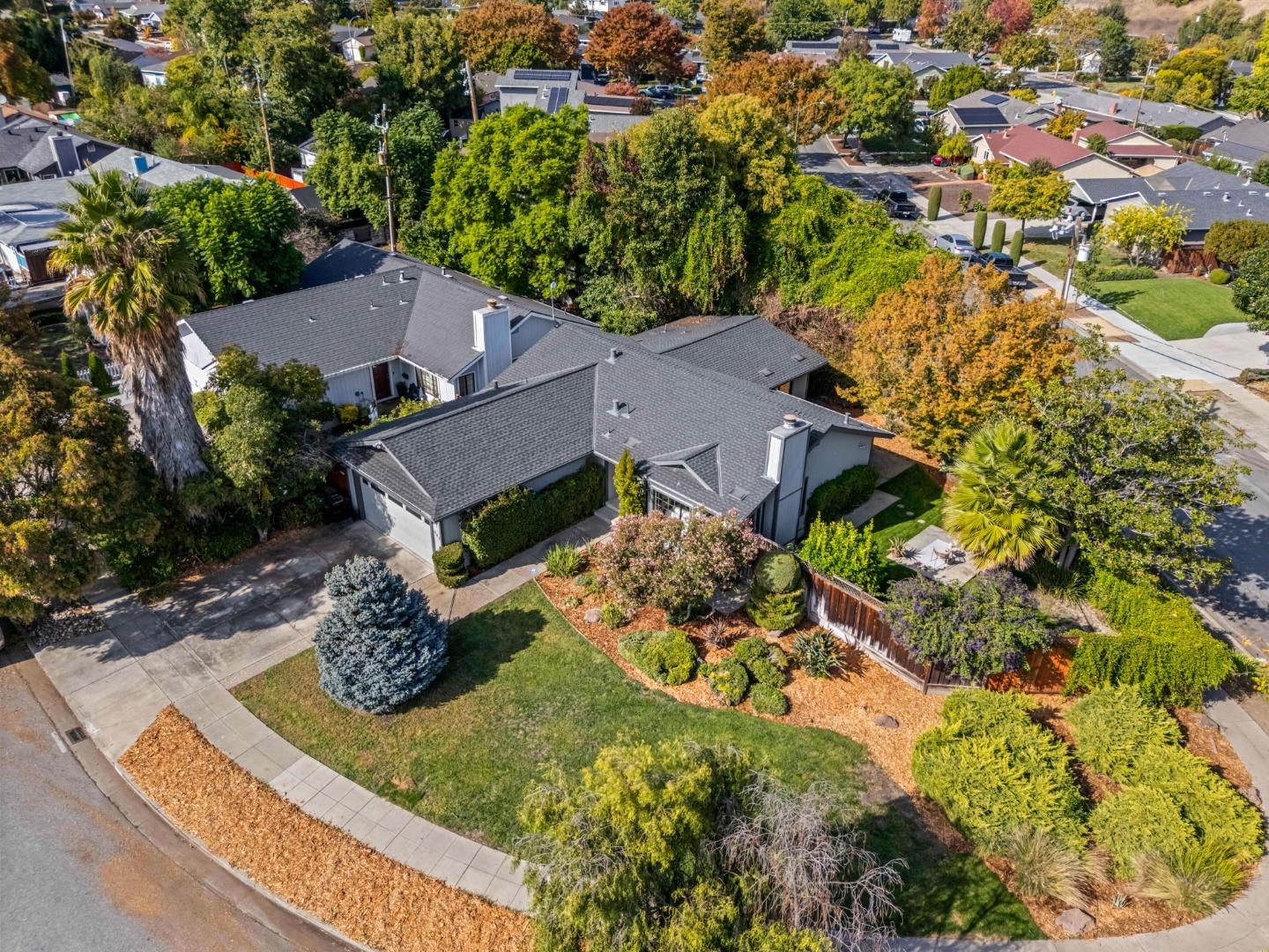 Detail Gallery Image 9 of 58 For 847 Wren Dr, San Jose,  CA 95125 - 3 Beds | 2 Baths