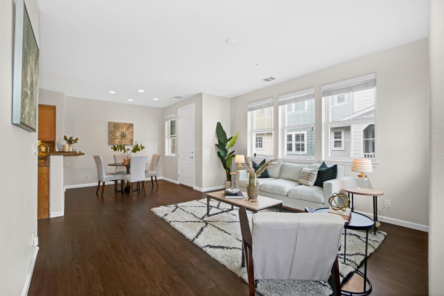 Detail Gallery Image 18 of 48 For 2502 Jetty Dr, Richmond,  CA 94804 - 2 Beds | 2/1 Baths