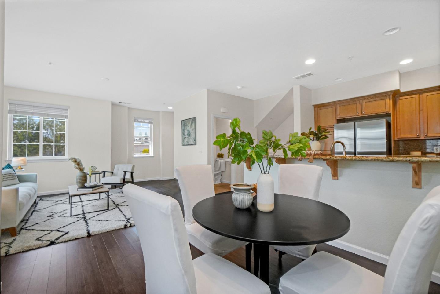 Detail Gallery Image 22 of 48 For 2502 Jetty Dr, Richmond,  CA 94804 - 2 Beds | 2/1 Baths