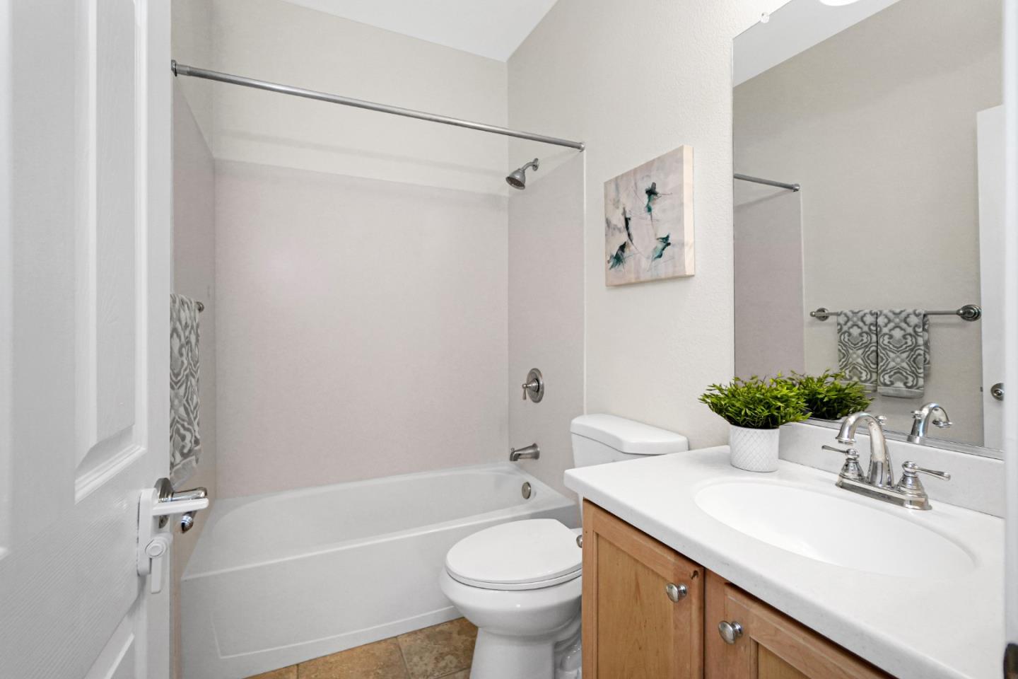 Detail Gallery Image 38 of 48 For 2502 Jetty Dr, Richmond,  CA 94804 - 2 Beds | 2/1 Baths