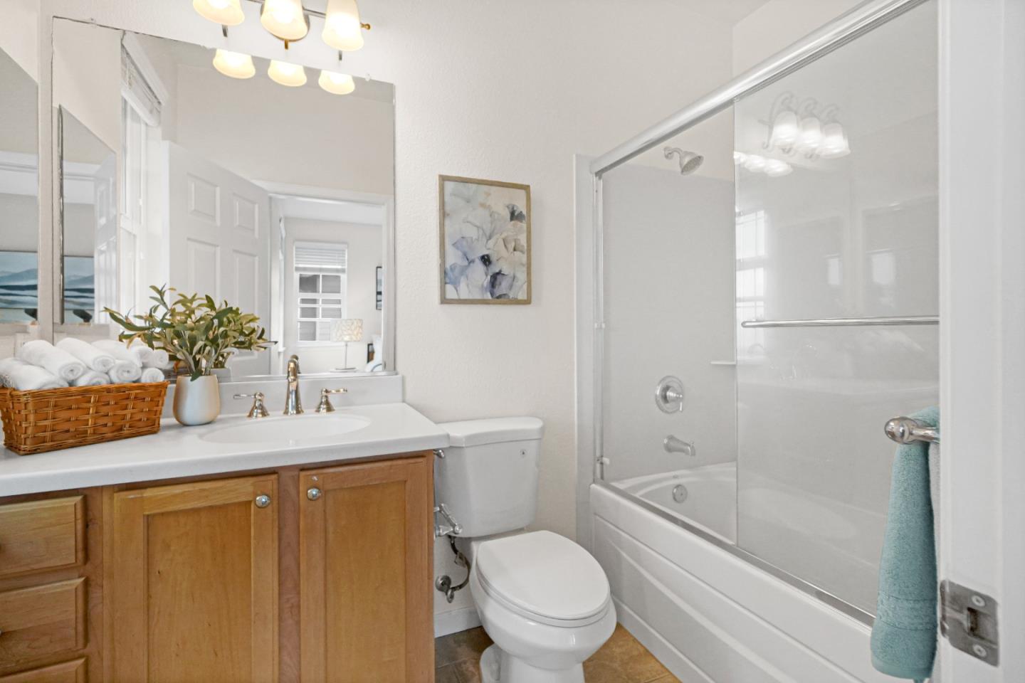 Detail Gallery Image 42 of 48 For 2502 Jetty Dr, Richmond,  CA 94804 - 2 Beds | 2/1 Baths