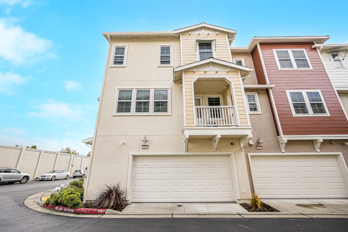 Detail Gallery Image 7 of 48 For 2502 Jetty Dr, Richmond,  CA 94804 - 2 Beds | 2/1 Baths