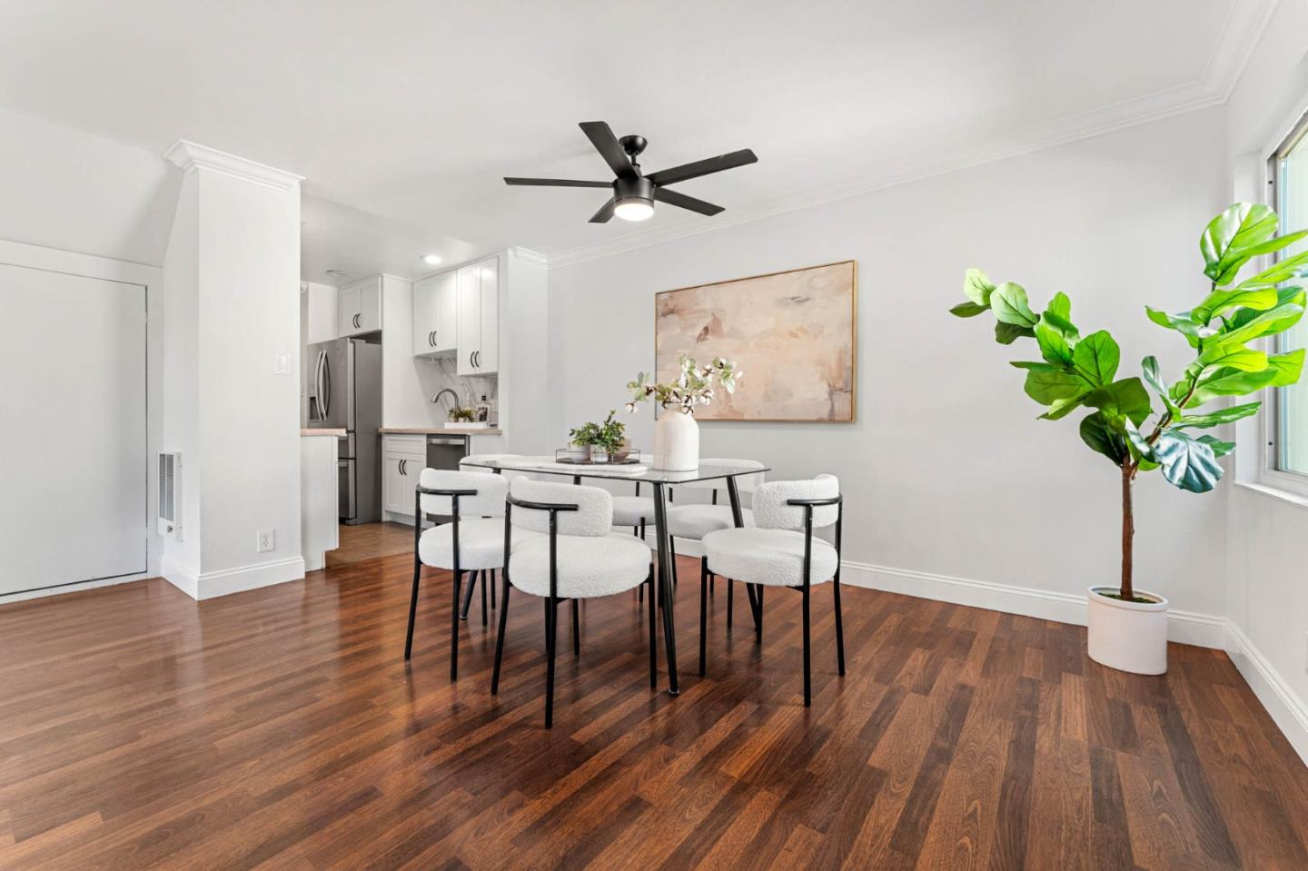 Detail Gallery Image 9 of 34 For 4415 Norwalk Dr #3,  San Jose,  CA 95129 - 3 Beds | 2/1 Baths