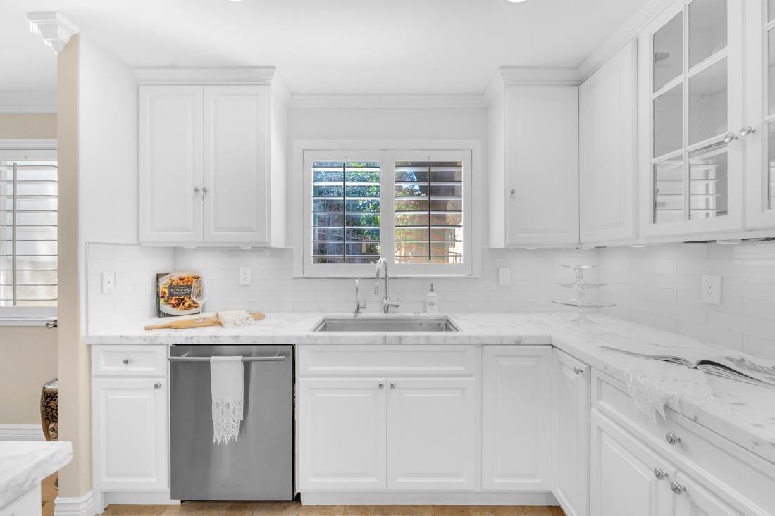 Detail Gallery Image 22 of 51 For 600 Pennsylvania Ave #22,  Los Gatos,  CA 95030 - 2 Beds | 2/1 Baths