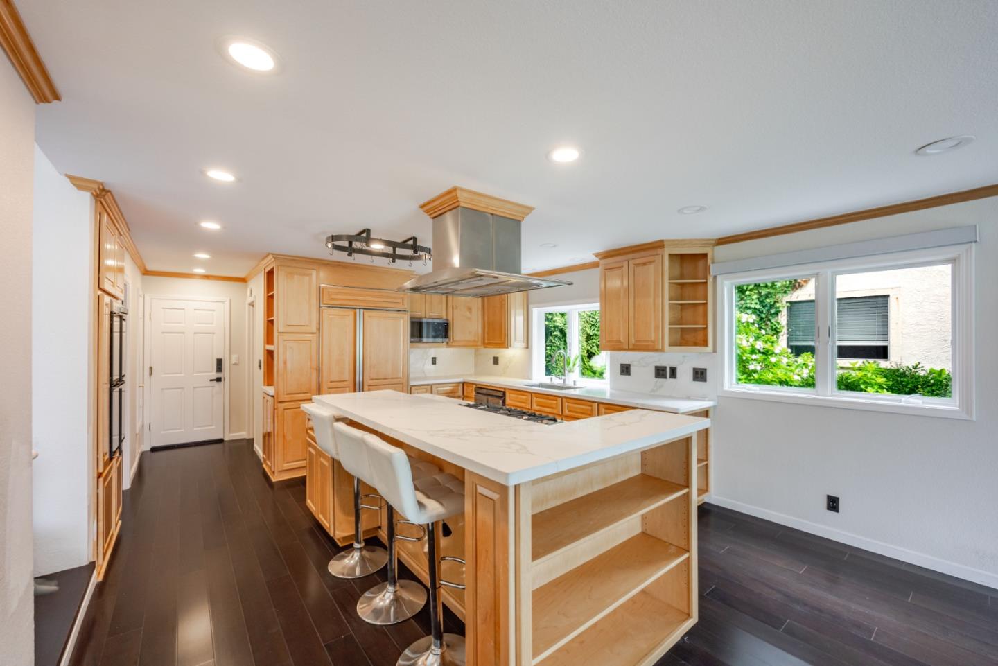 Detail Gallery Image 15 of 63 For 447 Burning Tree Ct, Half Moon Bay,  CA 94019 - 3 Beds | 2/1 Baths