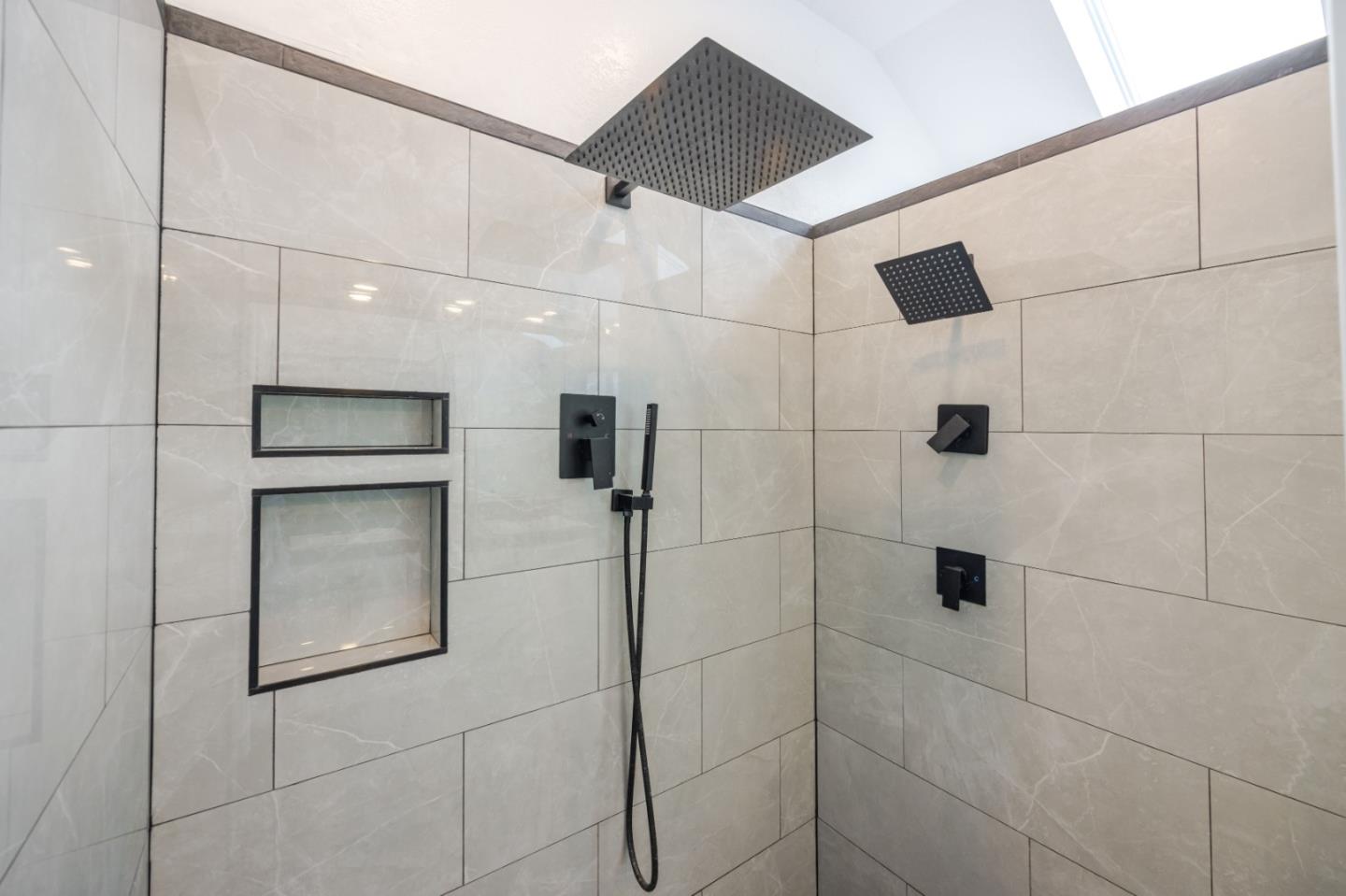 Detail Gallery Image 41 of 63 For 447 Burning Tree Ct, Half Moon Bay,  CA 94019 - 3 Beds | 2/1 Baths