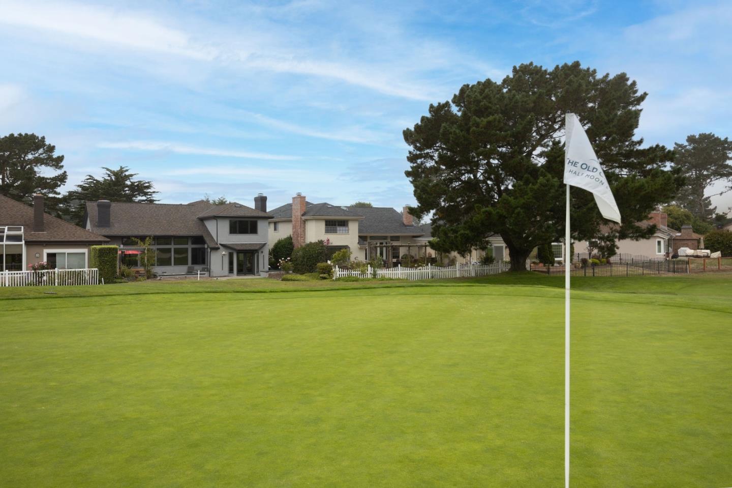 Detail Gallery Image 52 of 63 For 447 Burning Tree Ct, Half Moon Bay,  CA 94019 - 3 Beds | 2/1 Baths