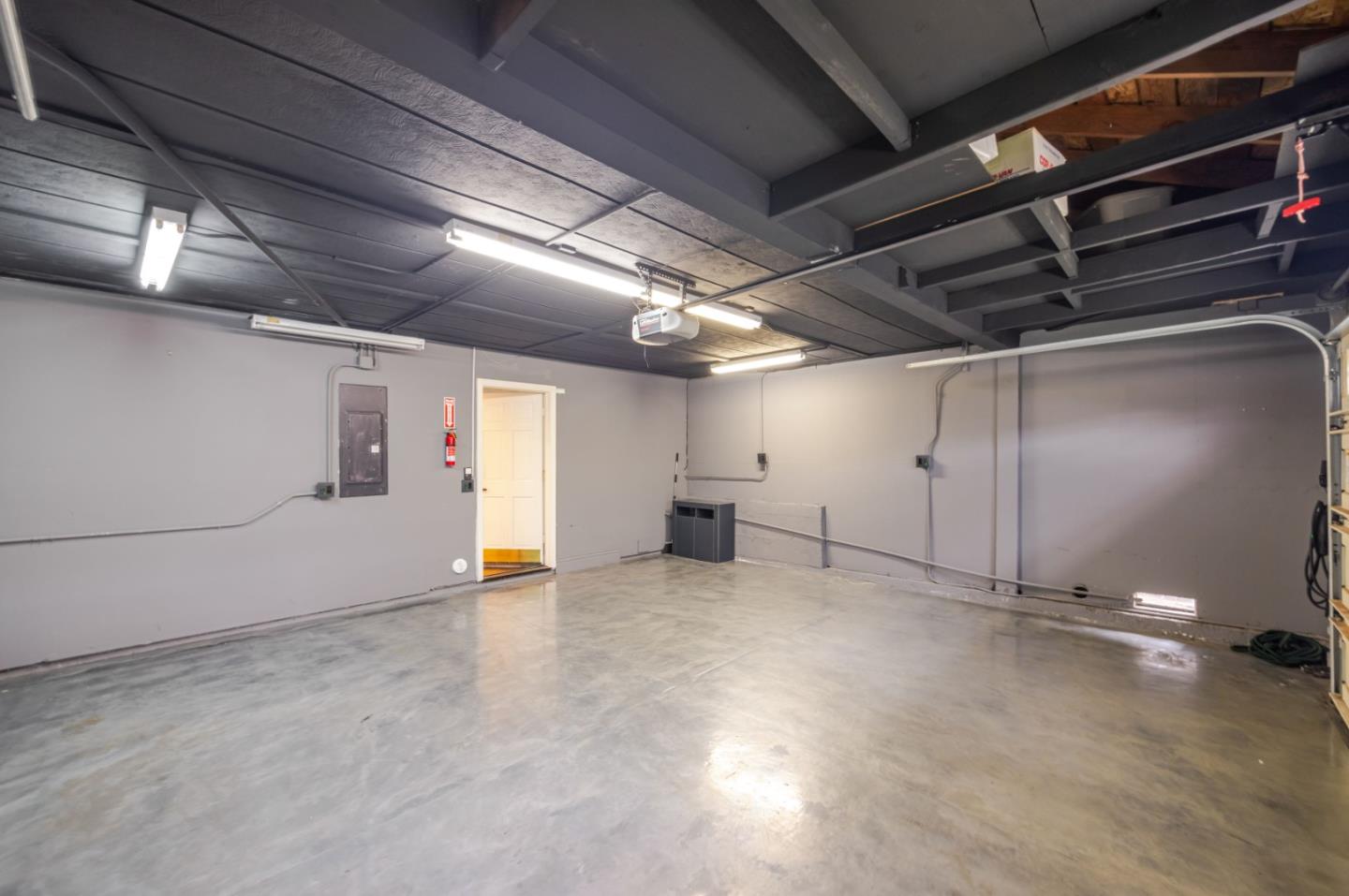 Detail Gallery Image 55 of 63 For 447 Burning Tree Ct, Half Moon Bay,  CA 94019 - 3 Beds | 2/1 Baths