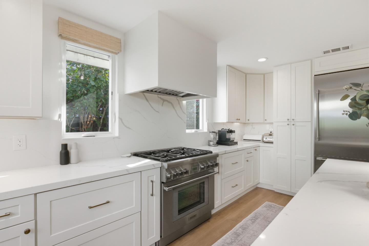 Detail Gallery Image 16 of 91 For 3604 Cuen Ct, San Jose,  CA 95136 - 4 Beds | 2/1 Baths