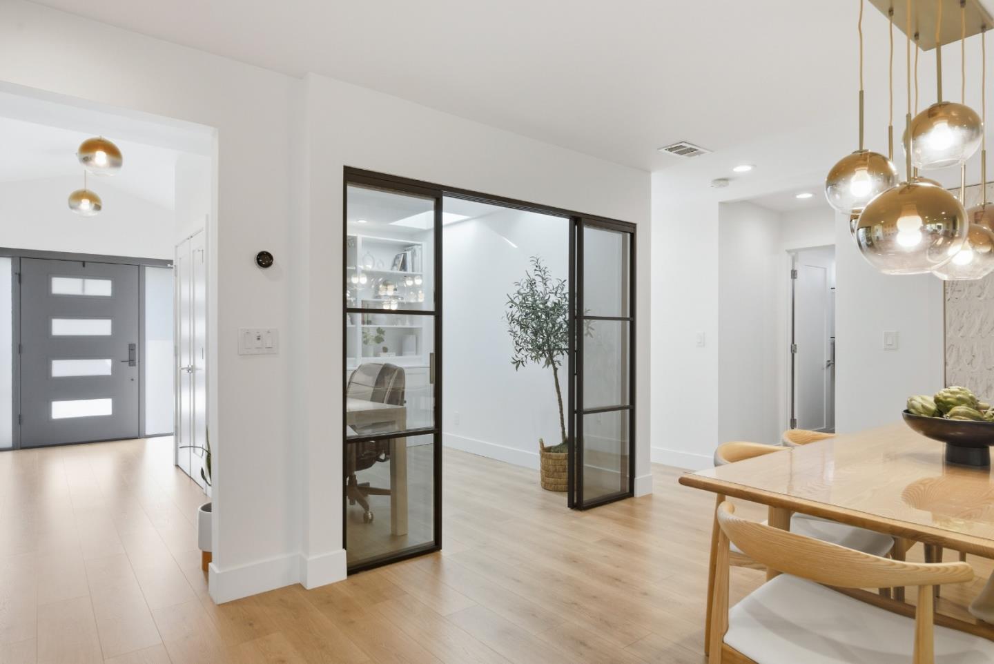 Detail Gallery Image 22 of 91 For 3604 Cuen Ct, San Jose,  CA 95136 - 4 Beds | 2/1 Baths