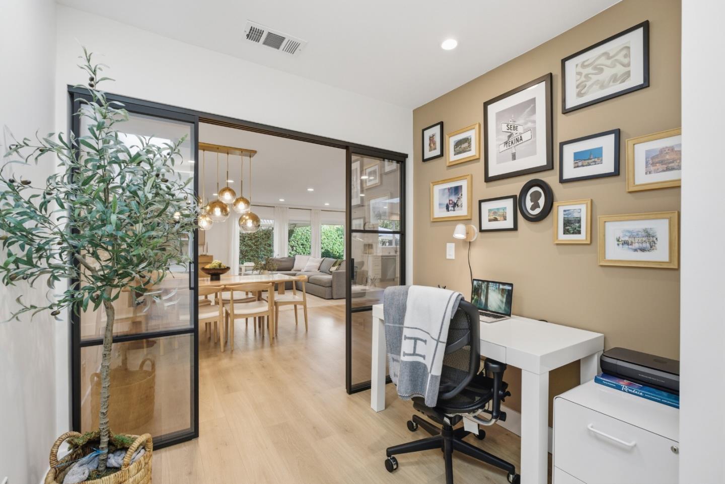 Detail Gallery Image 23 of 91 For 3604 Cuen Ct, San Jose,  CA 95136 - 4 Beds | 2/1 Baths