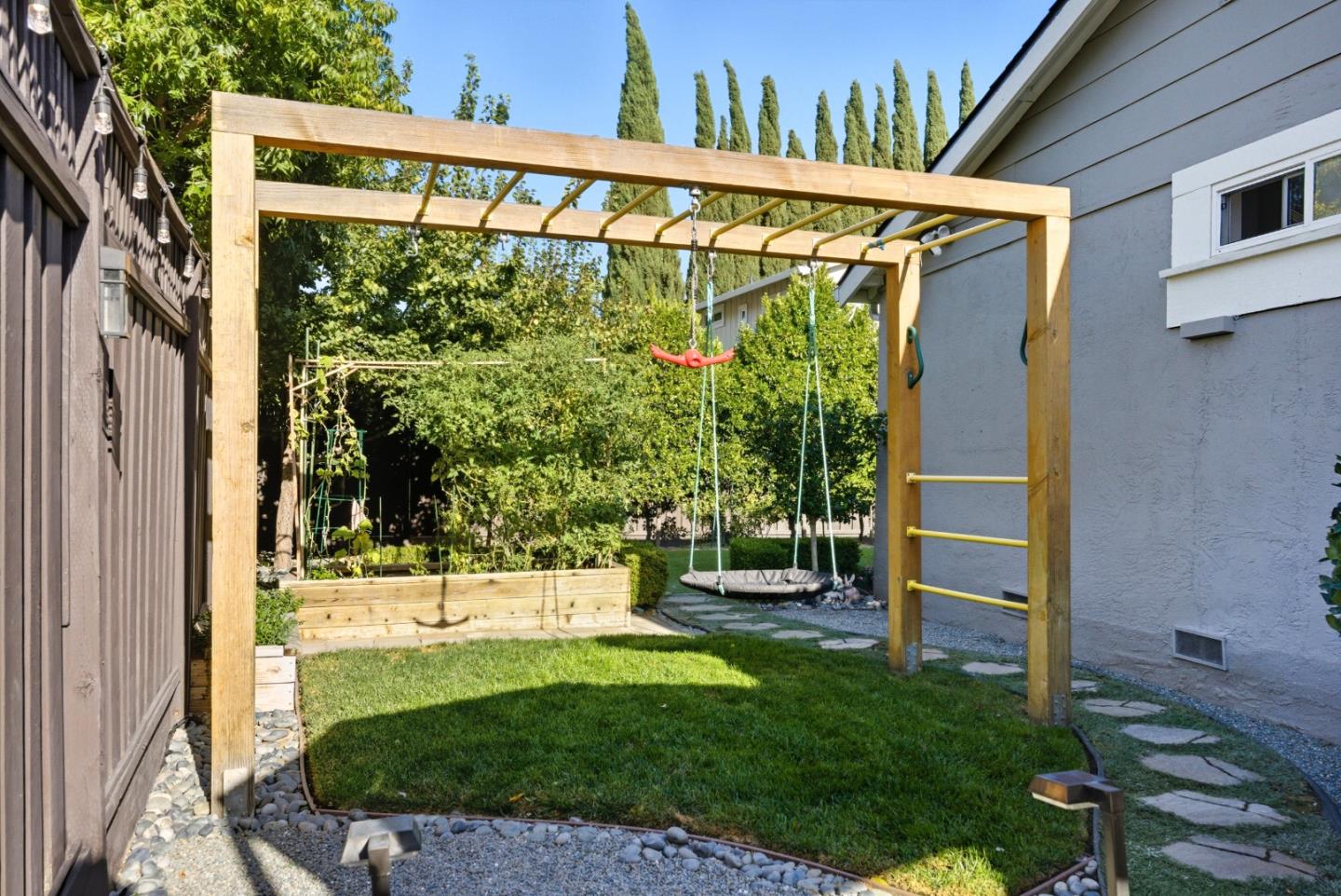 Detail Gallery Image 57 of 91 For 3604 Cuen Ct, San Jose,  CA 95136 - 4 Beds | 2/1 Baths