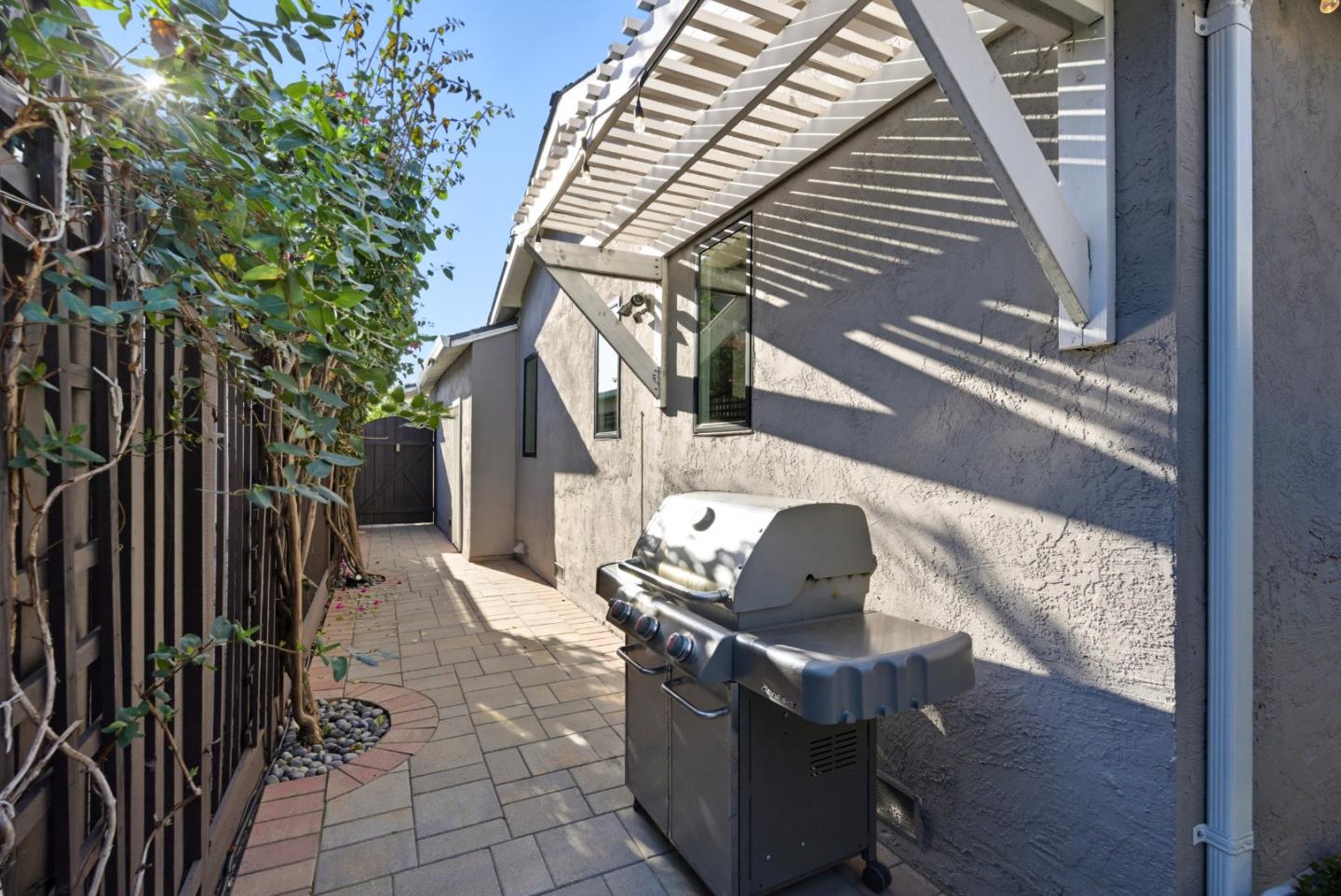 Detail Gallery Image 70 of 91 For 3604 Cuen Ct, San Jose,  CA 95136 - 4 Beds | 2/1 Baths