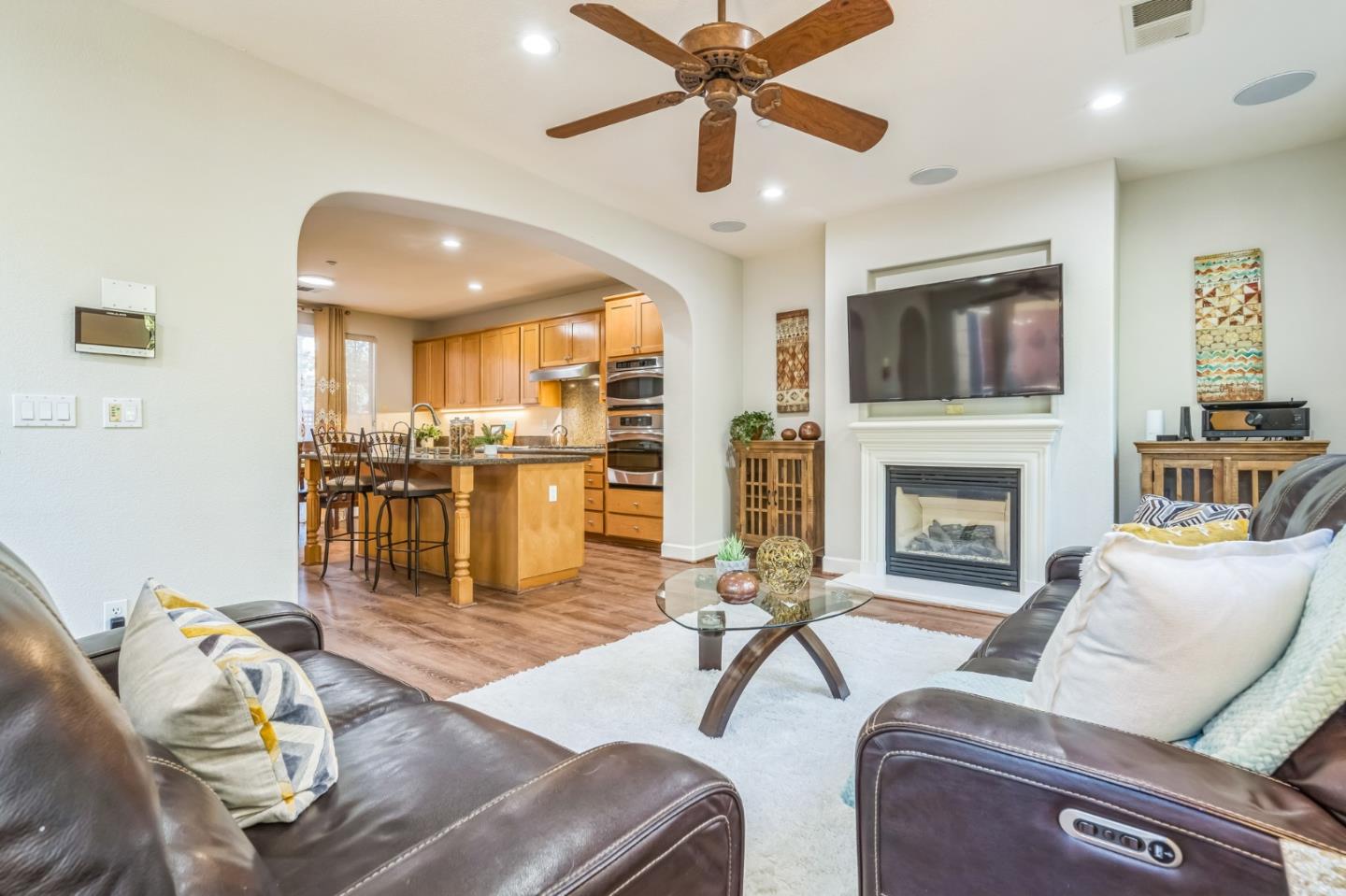 Detail Gallery Image 17 of 55 For 2371 Capistrello St, Dublin,  CA 94568 - 4 Beds | 3/1 Baths