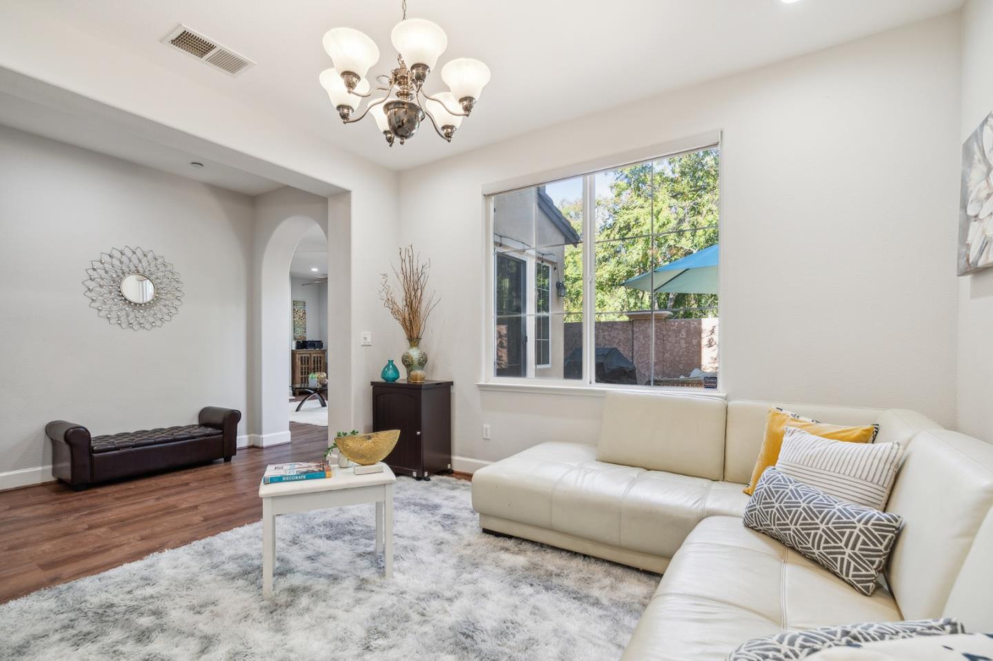 Detail Gallery Image 18 of 55 For 2371 Capistrello St, Dublin,  CA 94568 - 4 Beds | 3/1 Baths