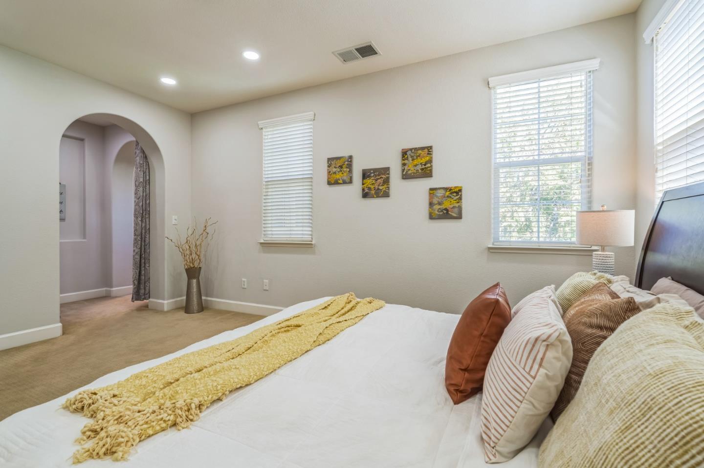 Detail Gallery Image 23 of 55 For 2371 Capistrello St, Dublin,  CA 94568 - 4 Beds | 3/1 Baths