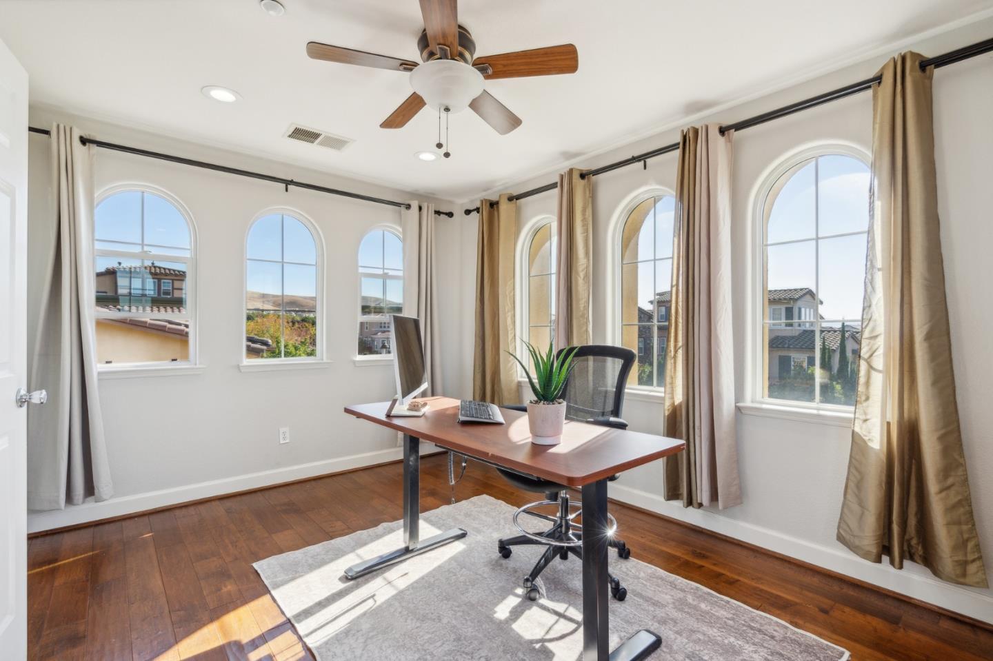 Detail Gallery Image 36 of 55 For 2371 Capistrello St, Dublin,  CA 94568 - 4 Beds | 3/1 Baths