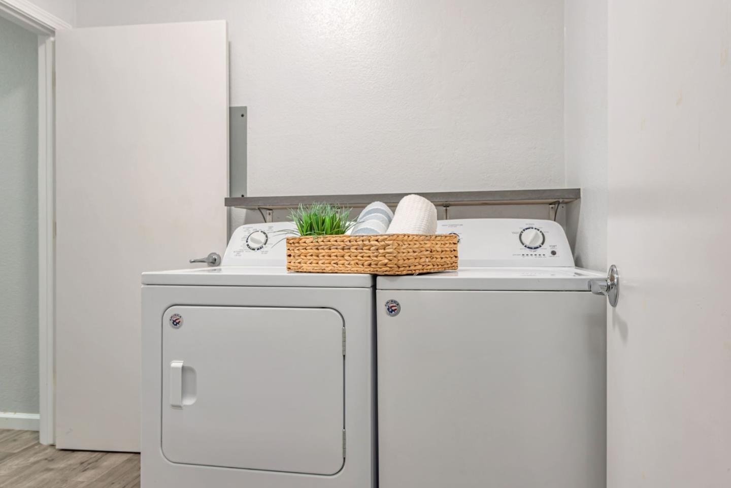 Detail Gallery Image 28 of 39 For 601 Arcadia Ter #103,  Sunnyvale,  CA 94085 - 1 Beds | 1 Baths