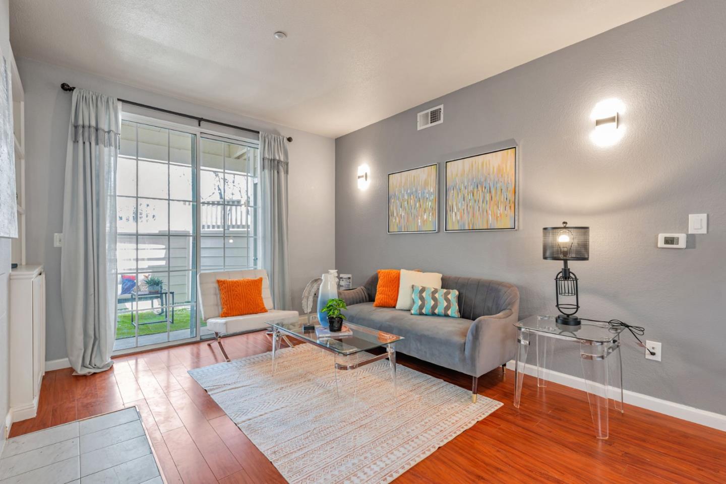 Detail Gallery Image 4 of 39 For 601 Arcadia Ter #103,  Sunnyvale,  CA 94085 - 1 Beds | 1 Baths