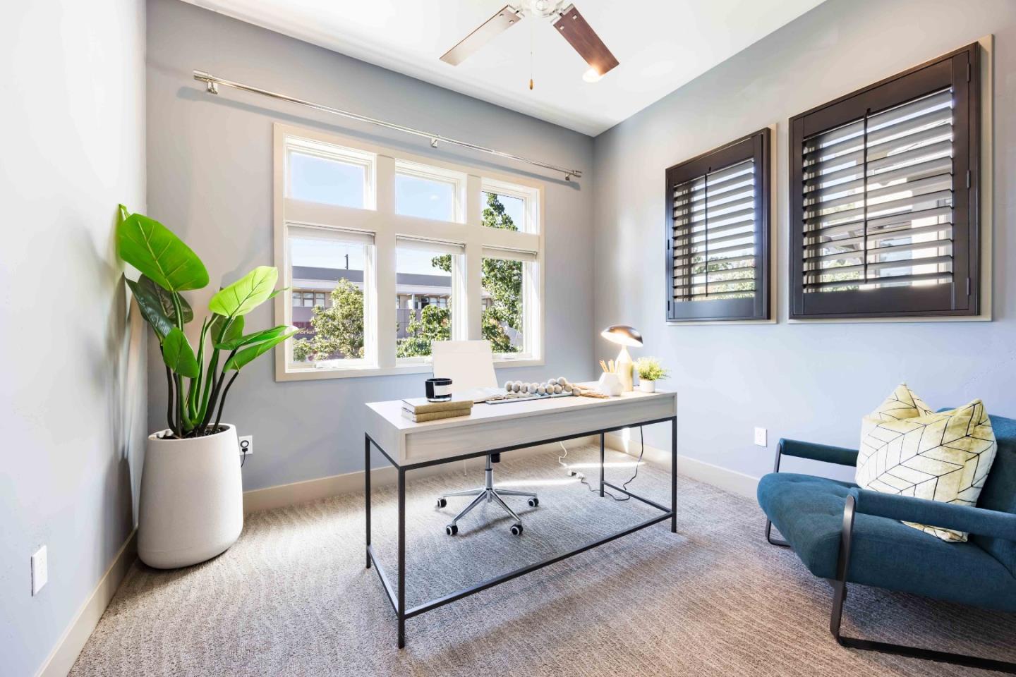 Detail Gallery Image 12 of 23 For 3428 Alma Village Cir, Palo Alto,  CA 94306 - 4 Beds | 3/1 Baths