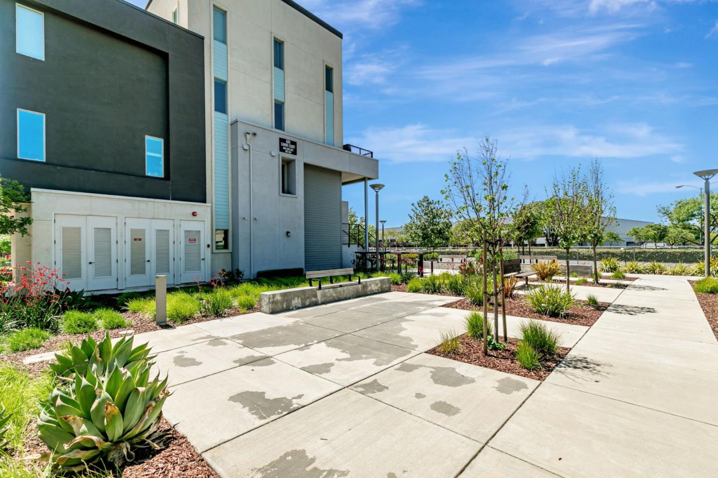 Detail Gallery Image 38 of 70 For 5765 Magnetic Loop, San Jose,  CA 95119 - 3 Beds | 3/1 Baths