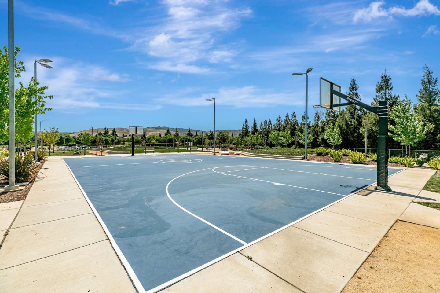 Detail Gallery Image 52 of 70 For 5765 Magnetic Loop, San Jose,  CA 95119 - 3 Beds | 3/1 Baths