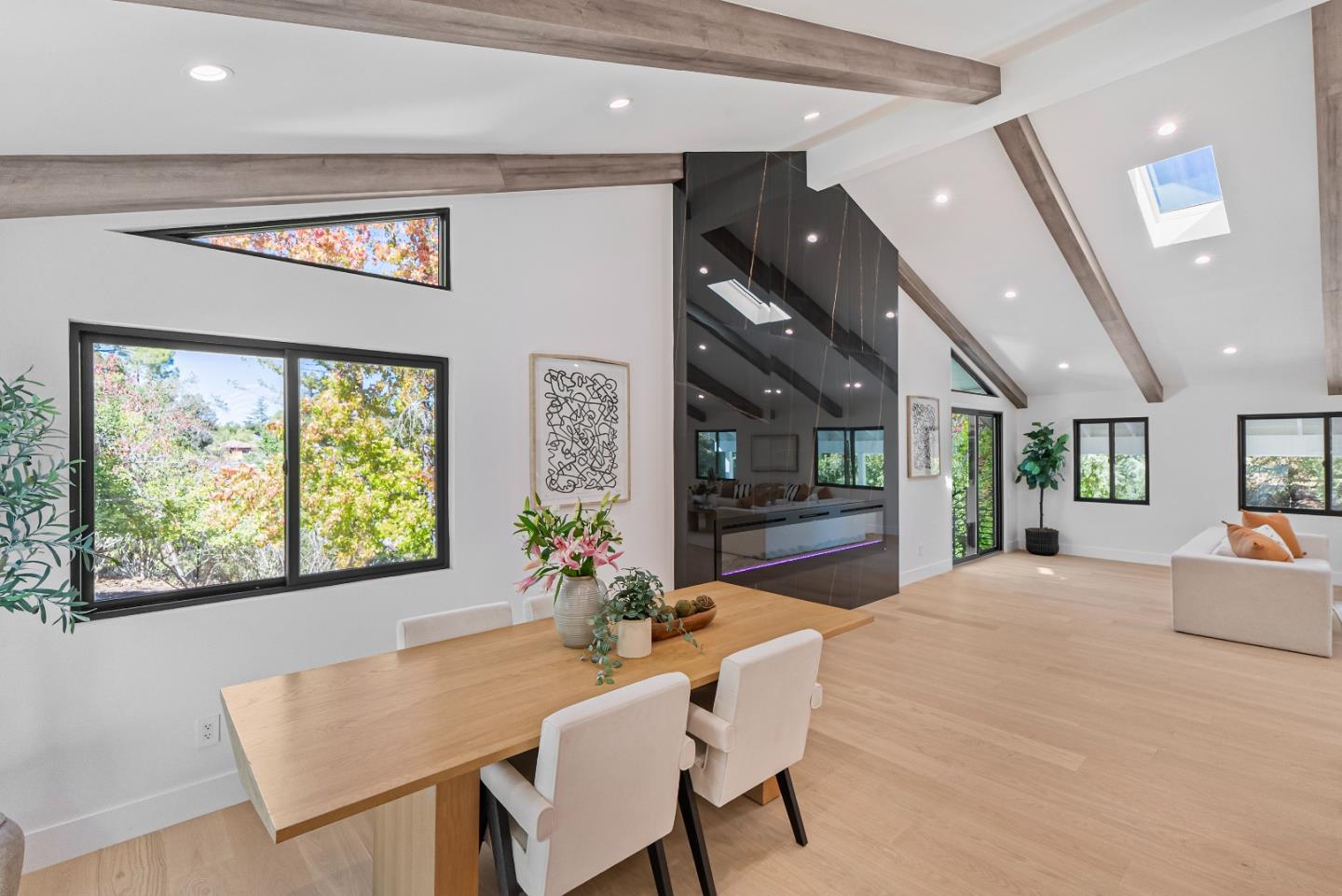 Detail Gallery Image 12 of 98 For 14324 Cordwood Ct, Saratoga,  CA 95070 - 6 Beds | 6/1 Baths