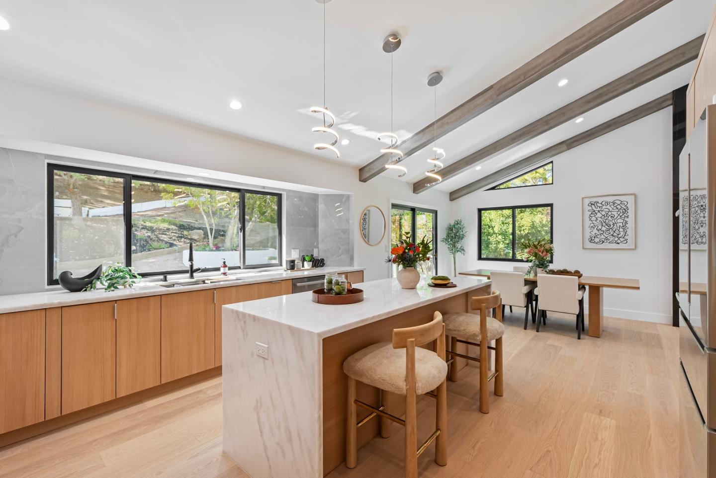 Detail Gallery Image 20 of 98 For 14324 Cordwood Ct, Saratoga,  CA 95070 - 6 Beds | 6/1 Baths