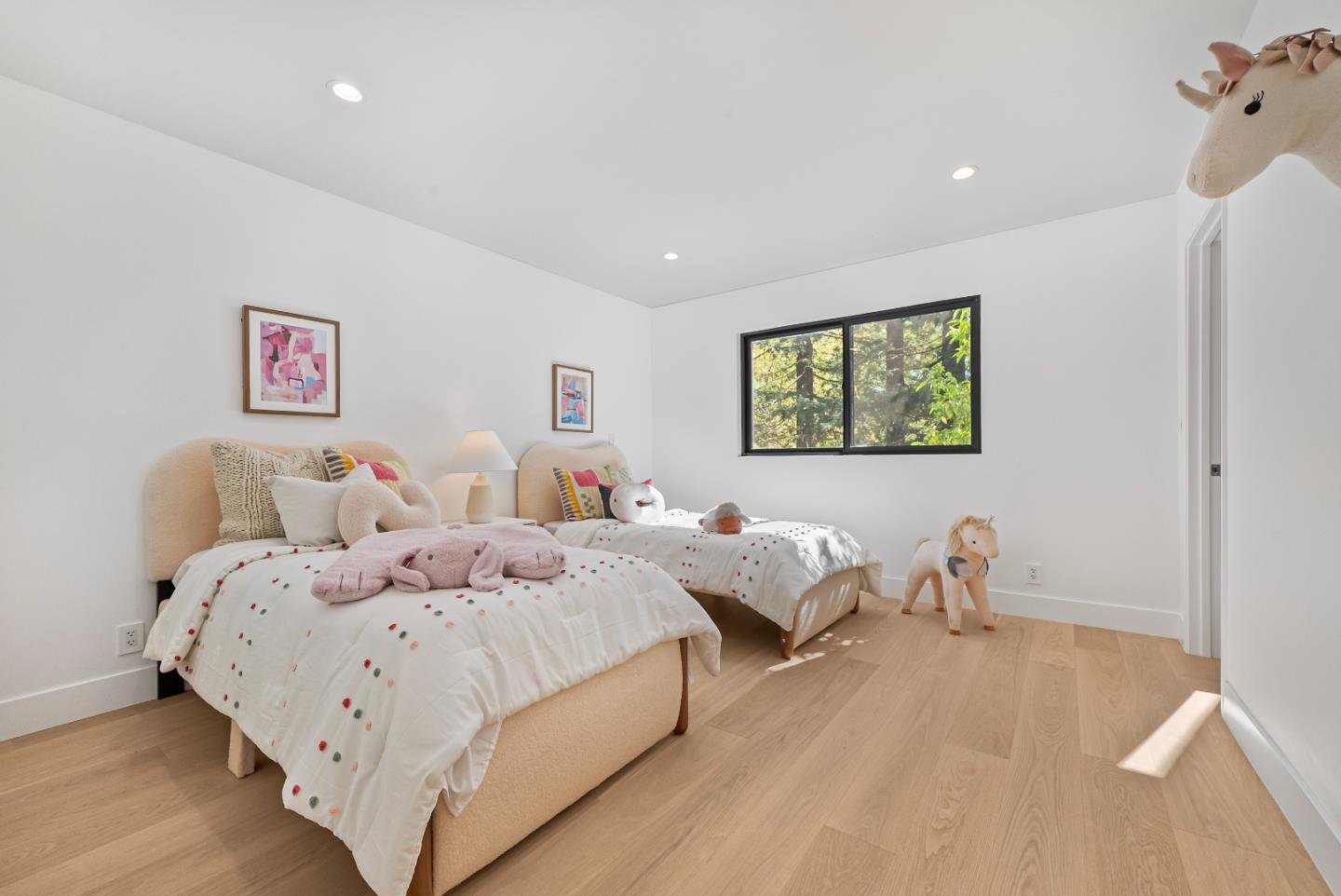 Detail Gallery Image 39 of 98 For 14324 Cordwood Ct, Saratoga,  CA 95070 - 6 Beds | 6/1 Baths