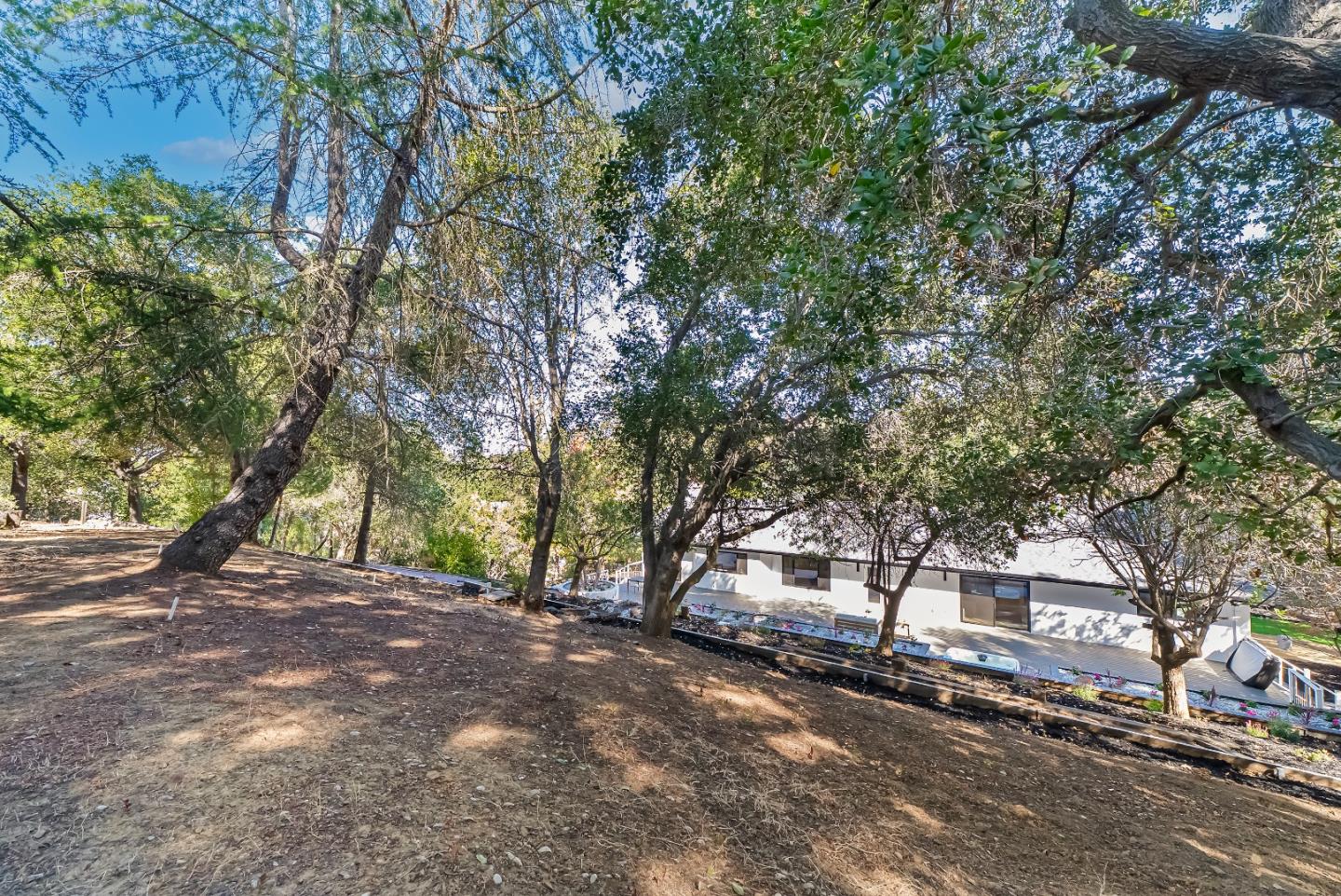 Detail Gallery Image 81 of 98 For 14324 Cordwood Ct, Saratoga,  CA 95070 - 6 Beds | 6/1 Baths