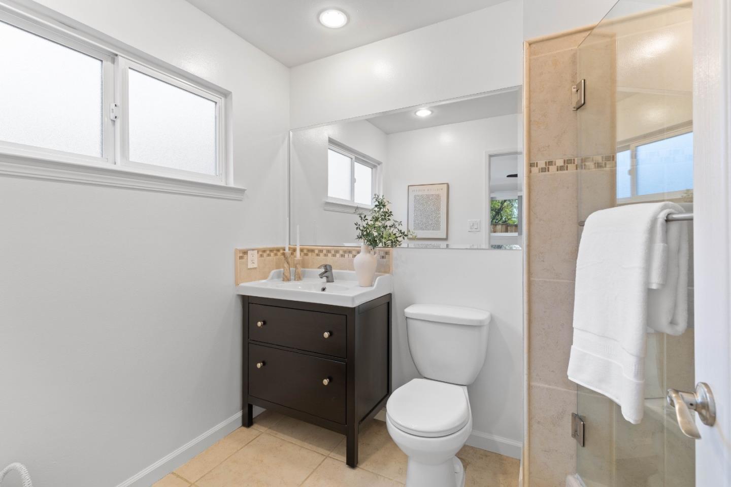 Detail Gallery Image 19 of 25 For 404 Ariel Dr, San Jose,  CA 95123 - 4 Beds | 2 Baths