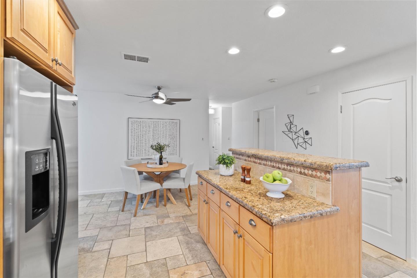 Detail Gallery Image 8 of 25 For 404 Ariel Dr, San Jose,  CA 95123 - 4 Beds | 2 Baths