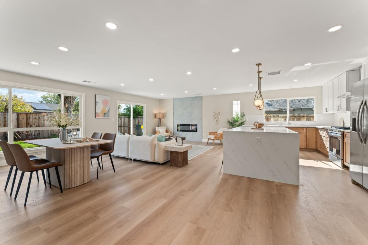 Detail Gallery Image 10 of 31 For 3250 Sylvan Dr, San Jose,  CA 95148 - 4 Beds | 2 Baths