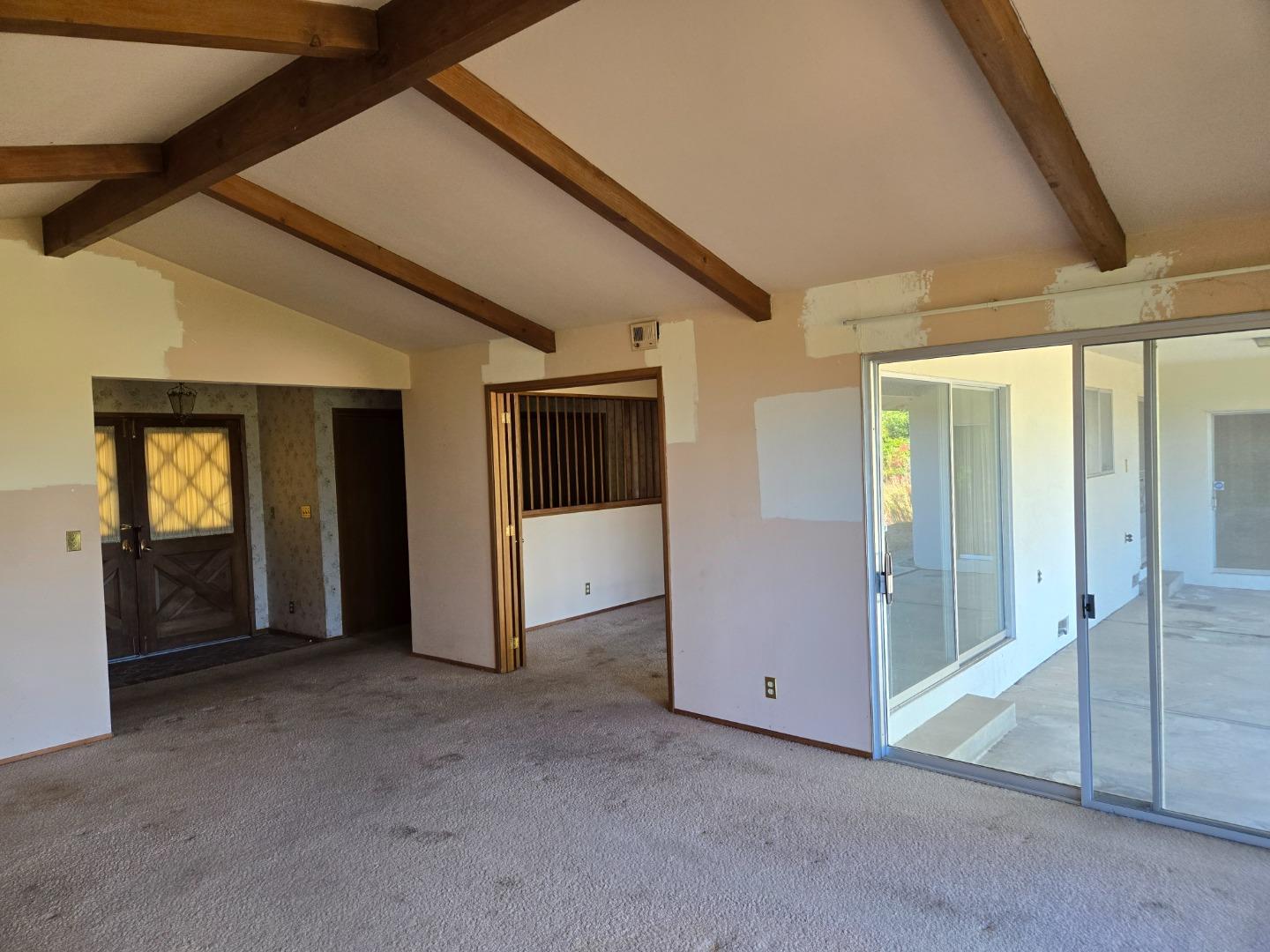 Detail Gallery Image 12 of 40 For 12130 Foothill Ln, Los Altos Hills,  CA 94022 - 4 Beds | 2/1 Baths