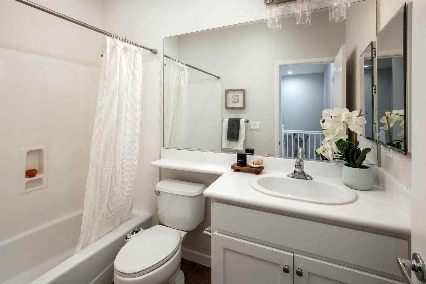 Detail Gallery Image 20 of 27 For 1129 Munich Ter, Sunnyvale,  CA 94089 - 3 Beds | 2/1 Baths