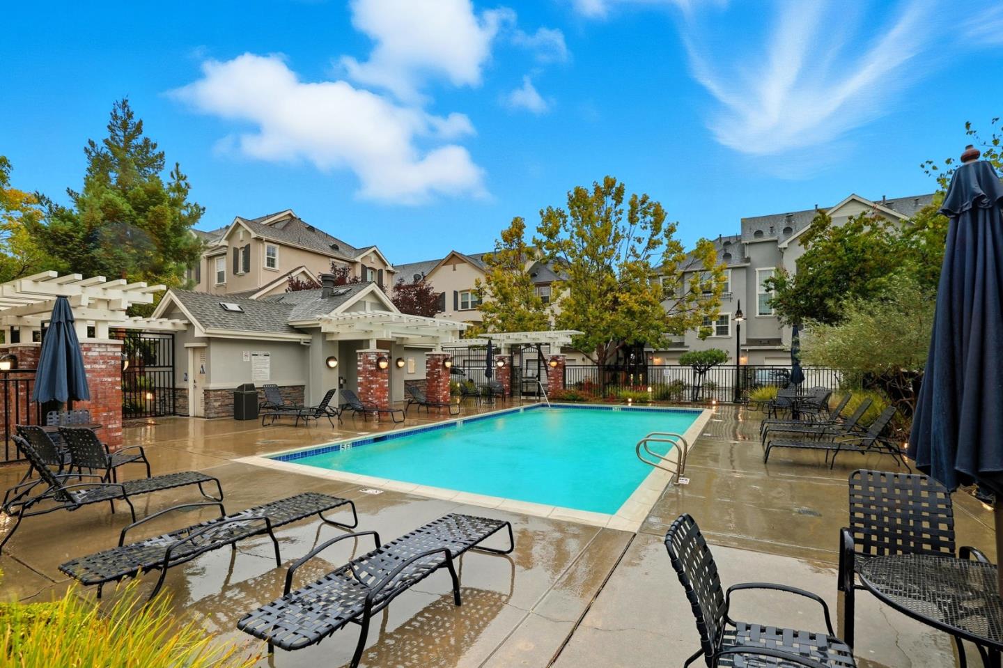 Detail Gallery Image 26 of 27 For 1129 Munich Ter, Sunnyvale,  CA 94089 - 3 Beds | 2/1 Baths