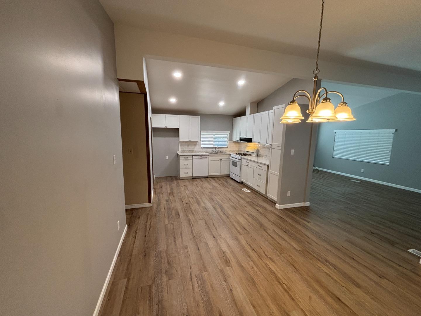 Detail Gallery Image 13 of 20 For 301 Sapwood Dr #280,  Redding,  CA 96003 - 2 Beds | 2 Baths