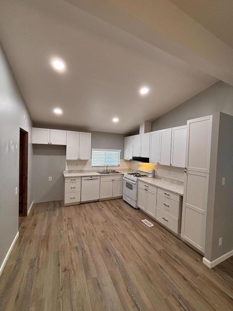 Detail Gallery Image 14 of 20 For 301 Sapwood Dr #280,  Redding,  CA 96003 - 2 Beds | 2 Baths