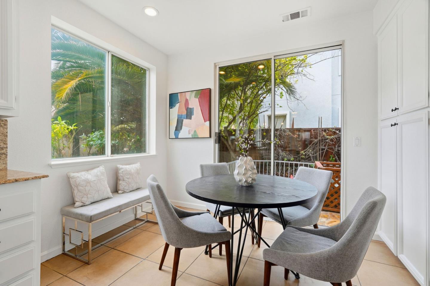 Detail Gallery Image 20 of 54 For 448 River Rock Ct, San Jose,  CA 95136 - 3 Beds | 2/1 Baths