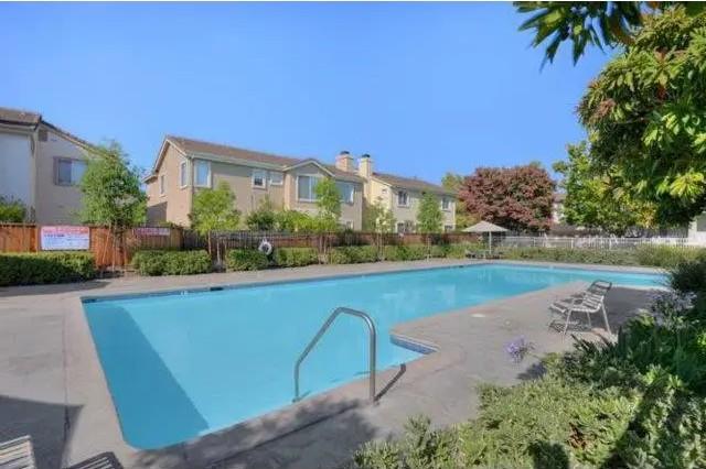 Detail Gallery Image 43 of 54 For 448 River Rock Ct, San Jose,  CA 95136 - 3 Beds | 2/1 Baths