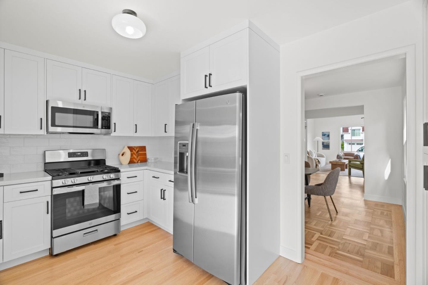 Detail Gallery Image 11 of 31 For 169 Lake Vista Ave, Daly City,  CA 94015 - 3 Beds | 2 Baths