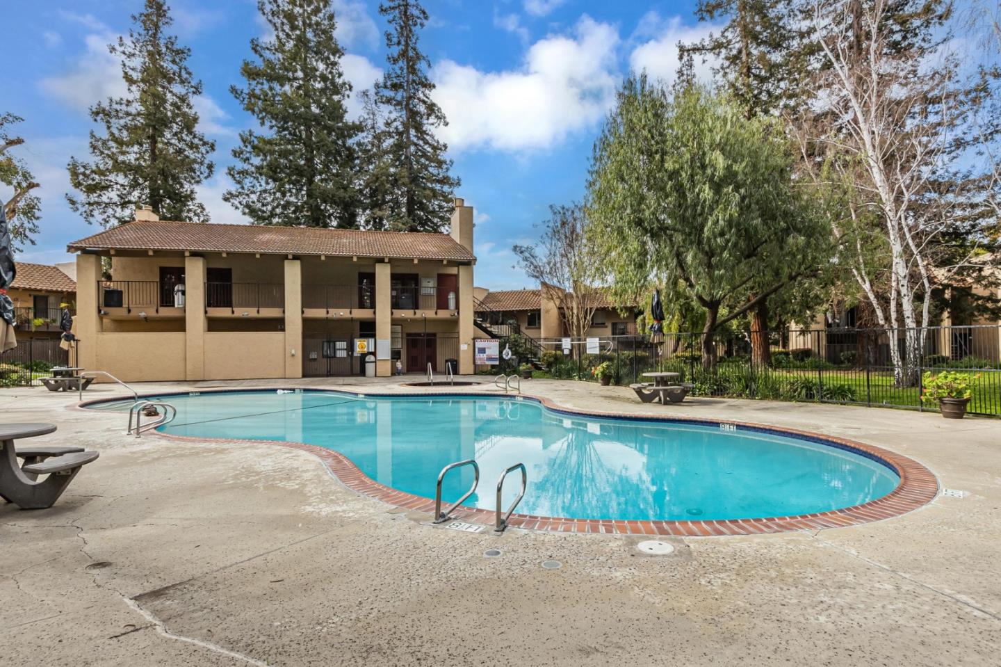 Detail Gallery Image 30 of 51 For 247 N Capitol Ave #105,  San Jose,  CA 95127 - 1 Beds | 1 Baths