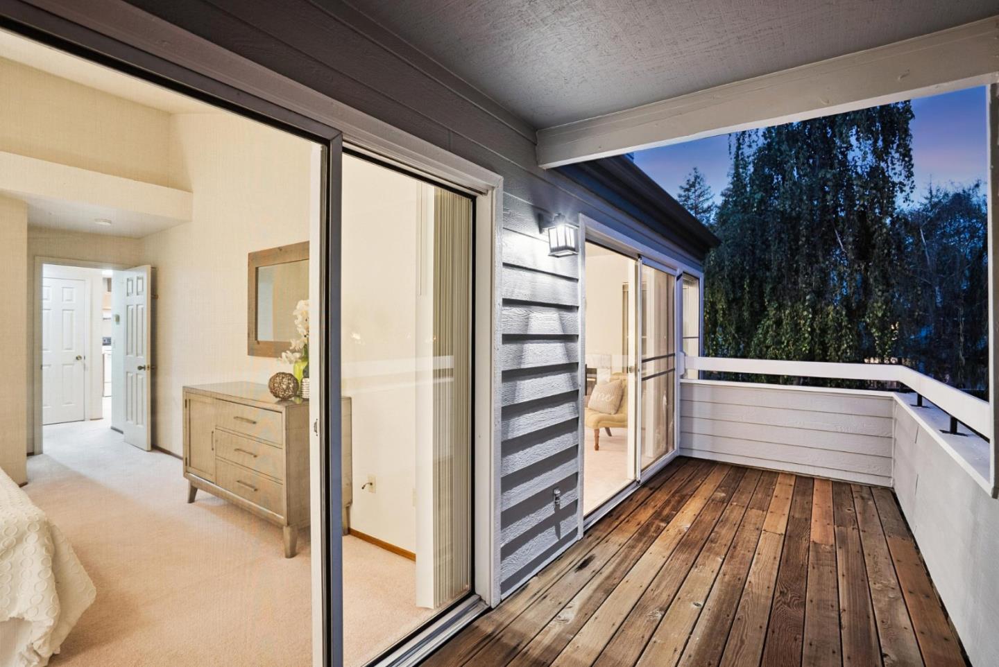 Detail Gallery Image 15 of 100 For 1612 Parkview Green Cir, San Jose,  CA 95131 - 2 Beds | 2 Baths