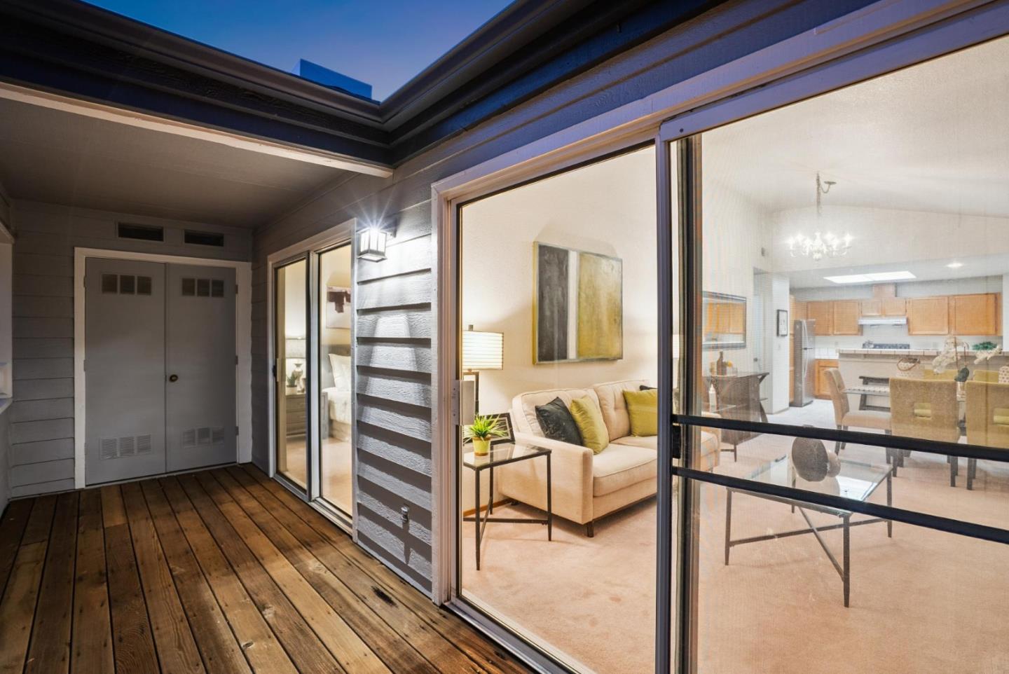 Detail Gallery Image 17 of 100 For 1612 Parkview Green Cir, San Jose,  CA 95131 - 2 Beds | 2 Baths