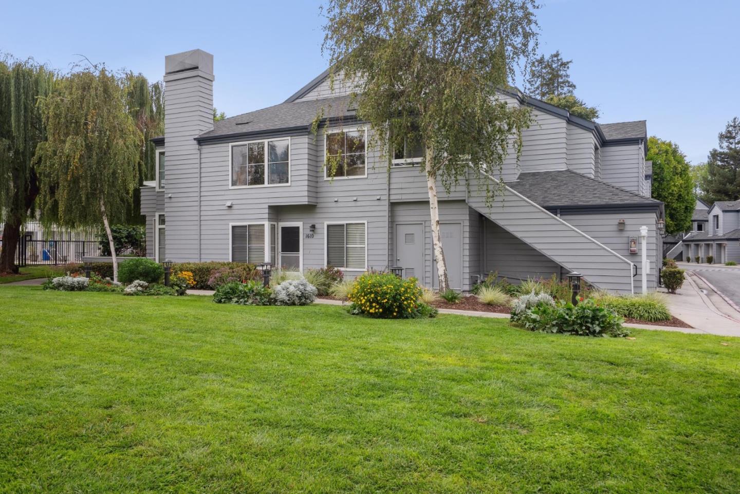 Detail Gallery Image 29 of 100 For 1612 Parkview Green Cir, San Jose,  CA 95131 - 2 Beds | 2 Baths