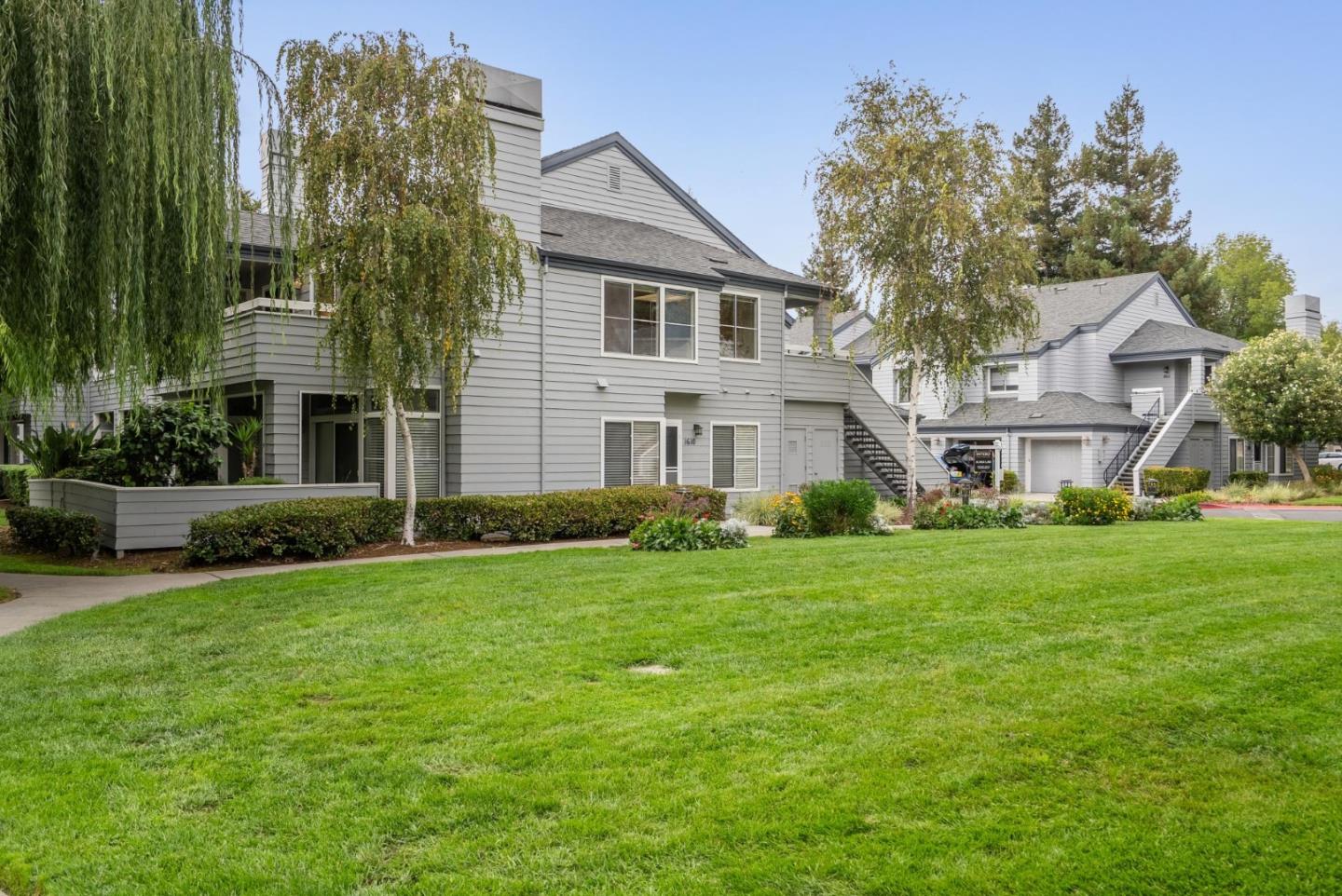 Detail Gallery Image 32 of 100 For 1612 Parkview Green Cir, San Jose,  CA 95131 - 2 Beds | 2 Baths